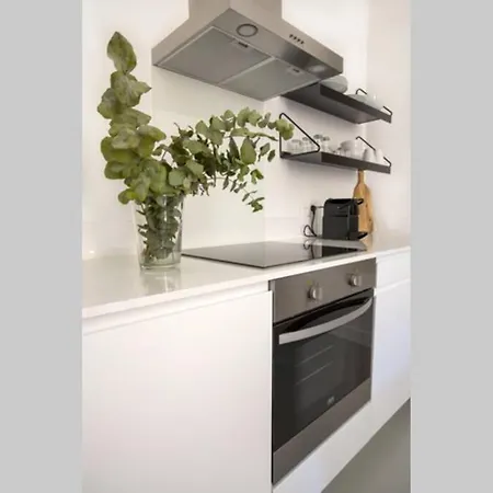 A Pied Au Coeur Du Vieil Антіб